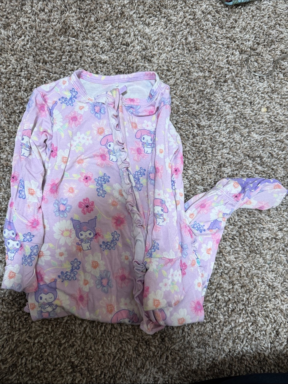 Posh peanut hello kitty zipper footie